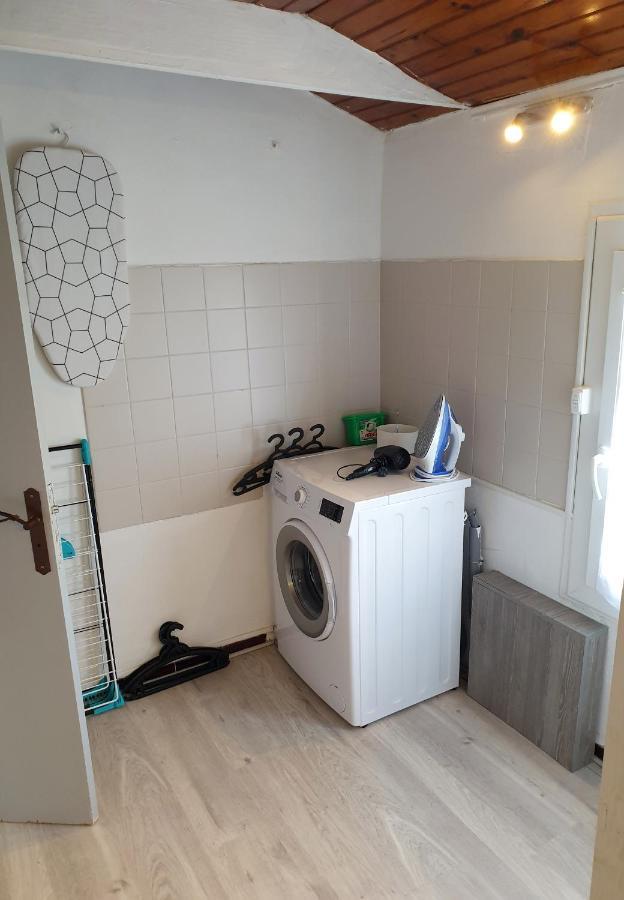 Appartement 62 M2 1Er Etage Avec Jardin Au Rdc Saint-Génis 外观 照片